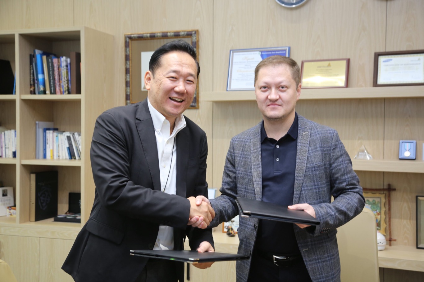 Tech giants Samsung and Honeywell partner with Kazatomprom